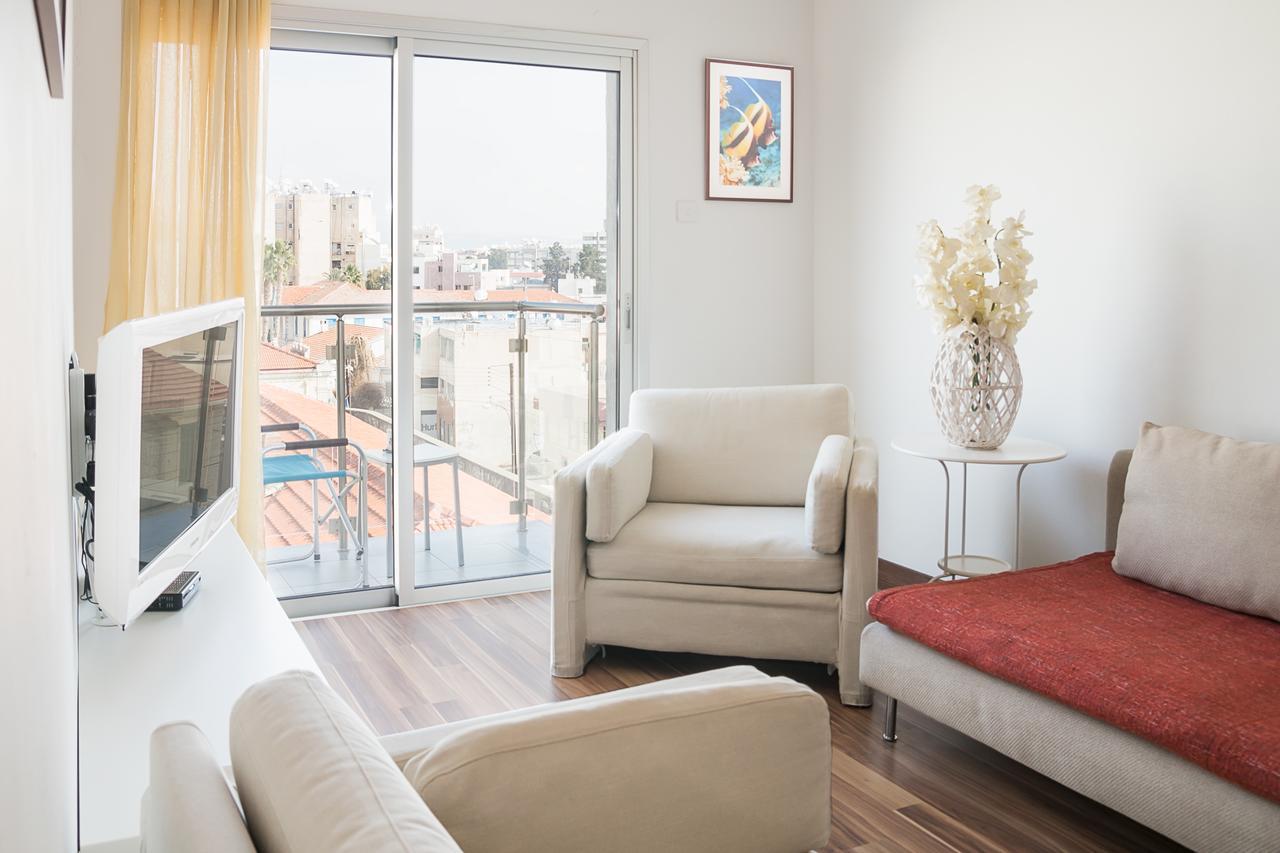 City Center Apartment Limassol Eksteriør billede
